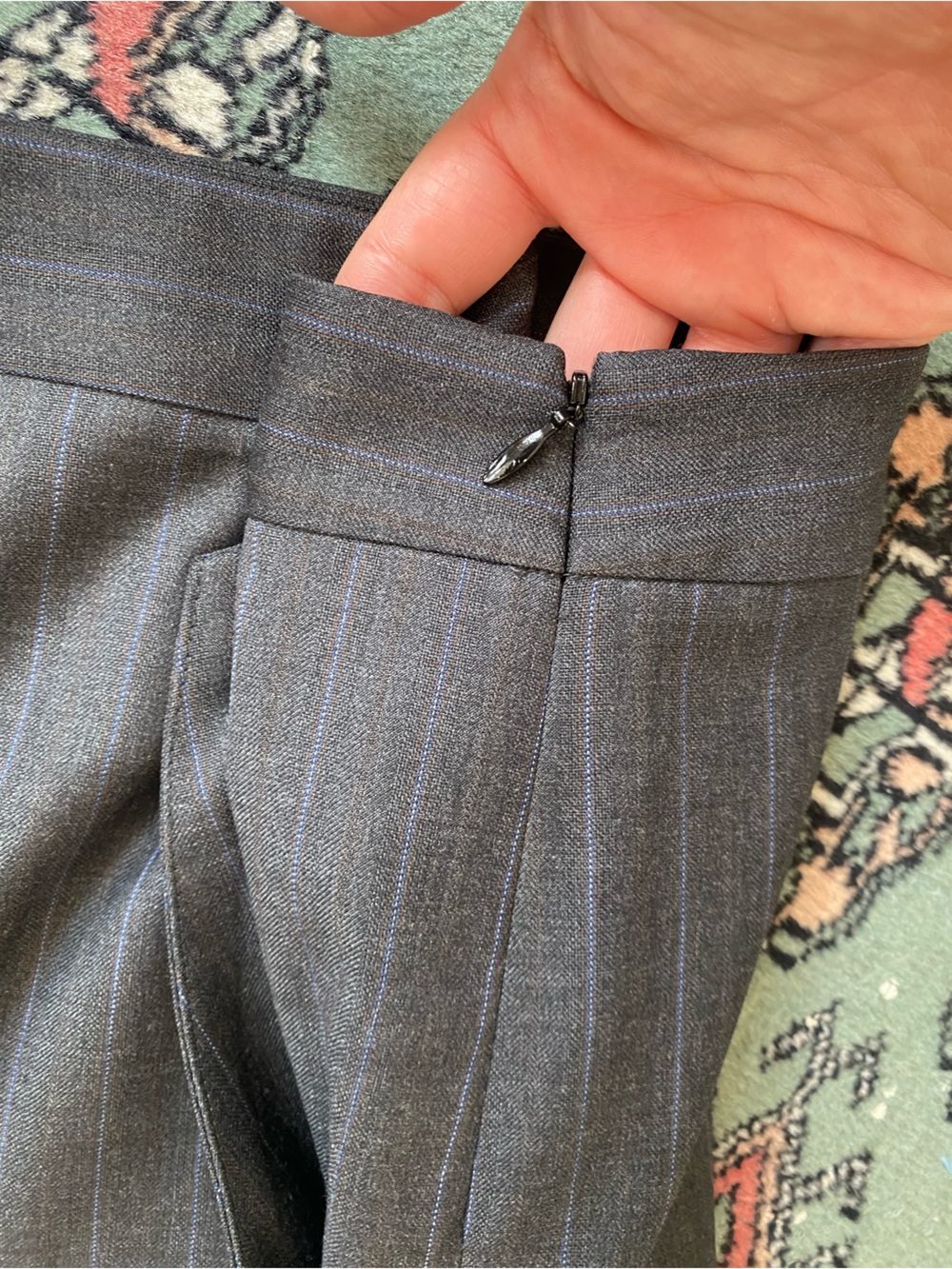 Theory Ginang fine wool pinstripe skirt - Picture 5 of 9